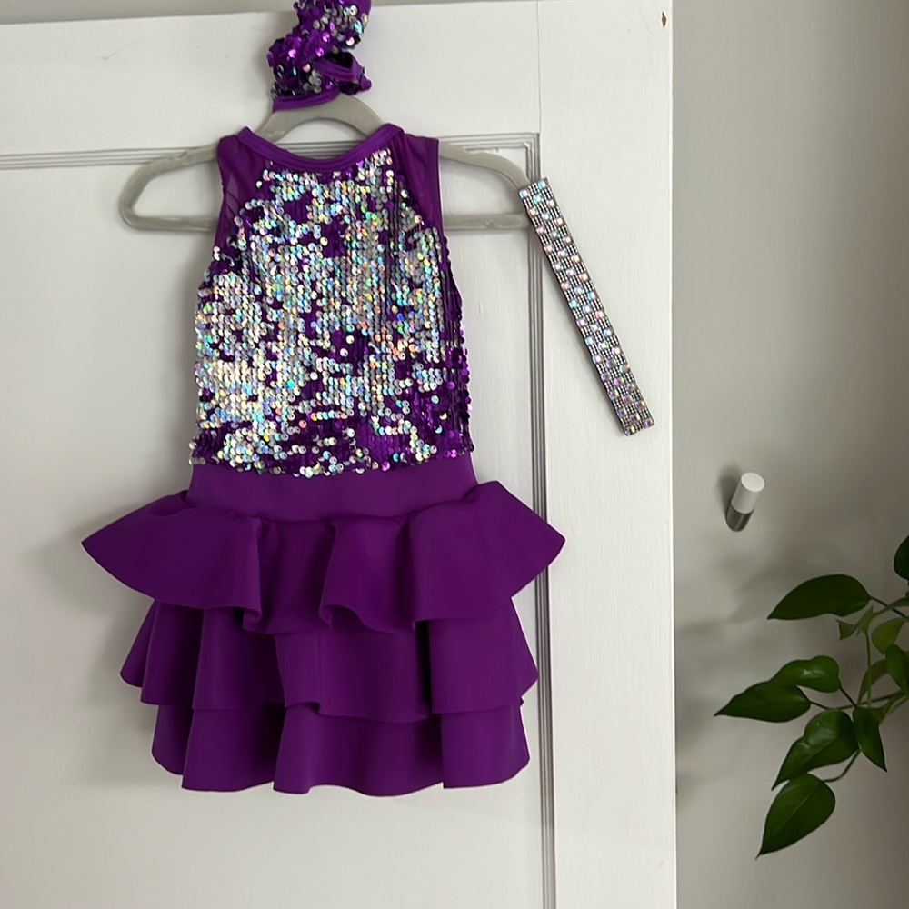 Weissman took the night electric purple #13138 dance costume size 7/8